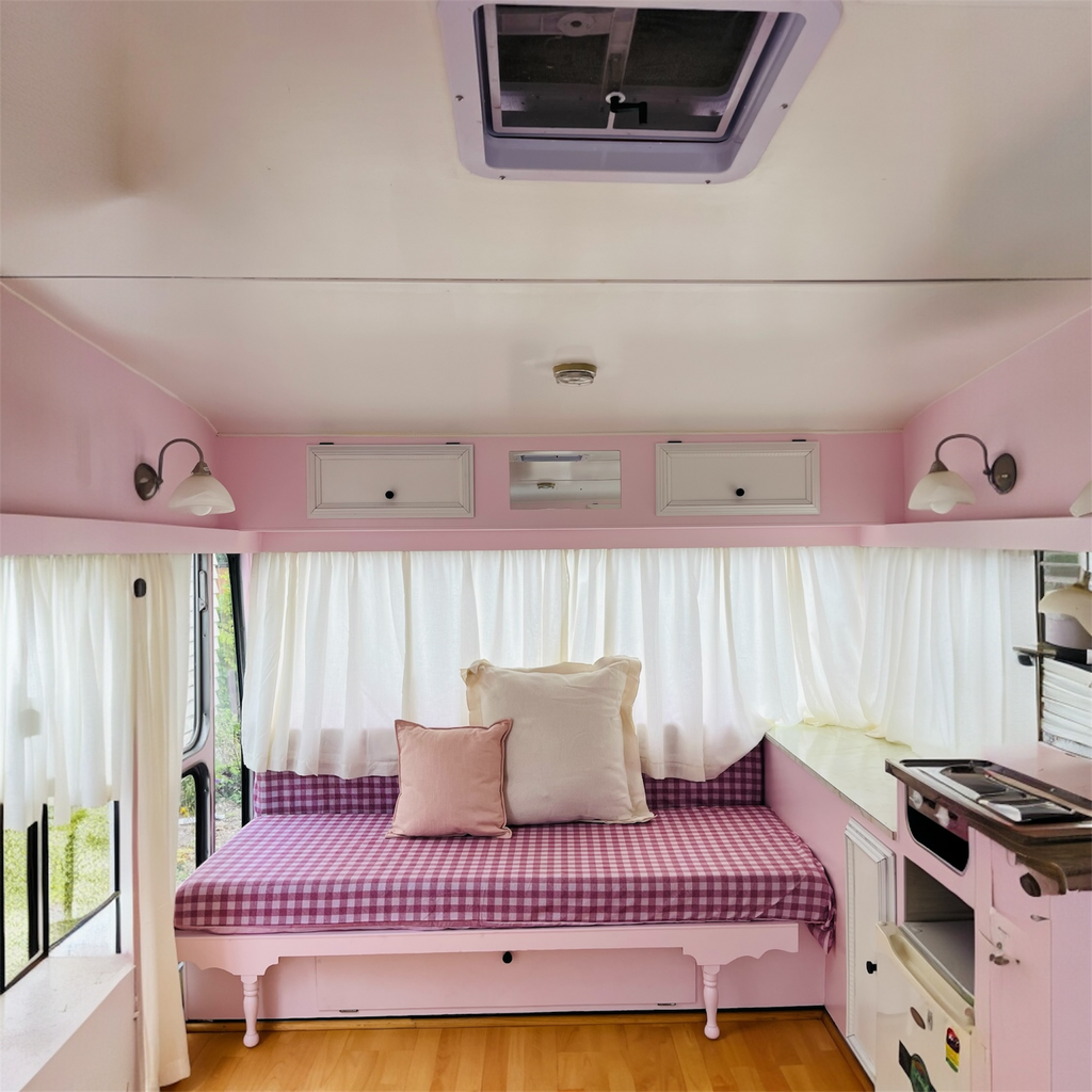 Caravan One - Trailer Homes